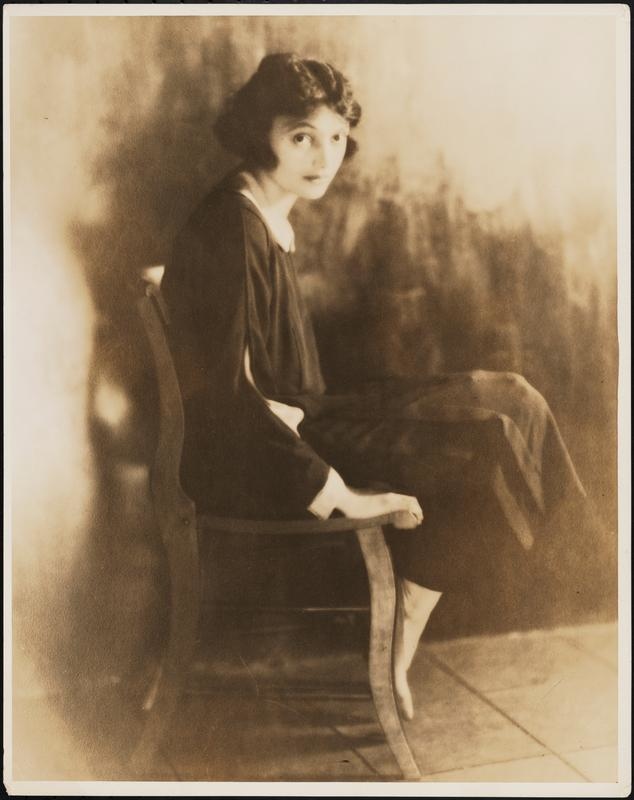 Katharine Cornell in A Bill of Divorcement, 1921. Photo White Studio. Courtesy of the Museum of the City of New York.
