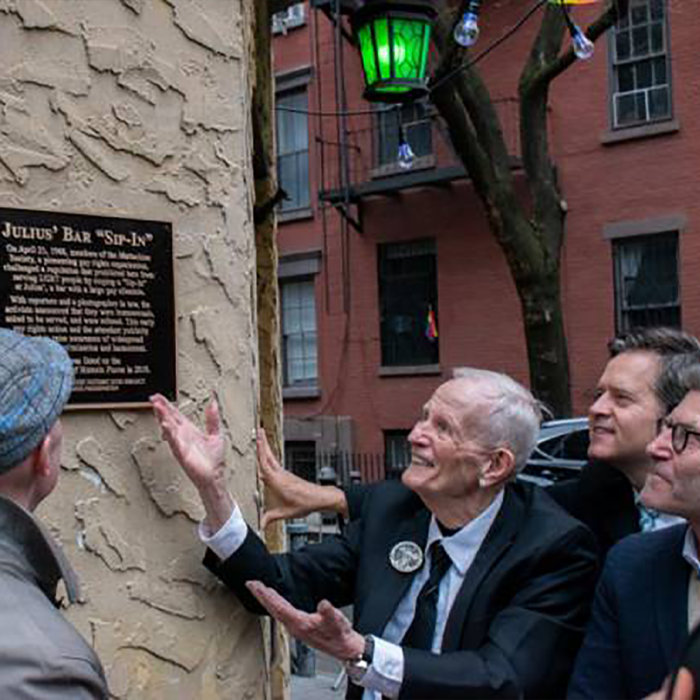 Plaque is unveiled outside of Julius' Bar